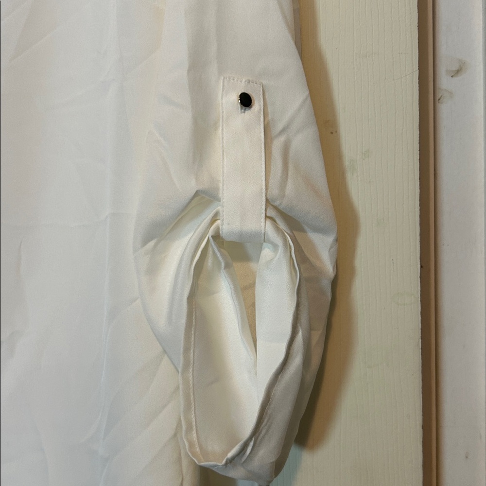 Larry Levine White Blouse Top Size 2X - Picture 4 of 8